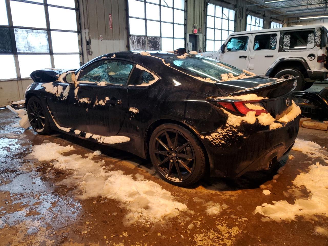 2023 TOYOTA GR 86 PREM - Фото 2