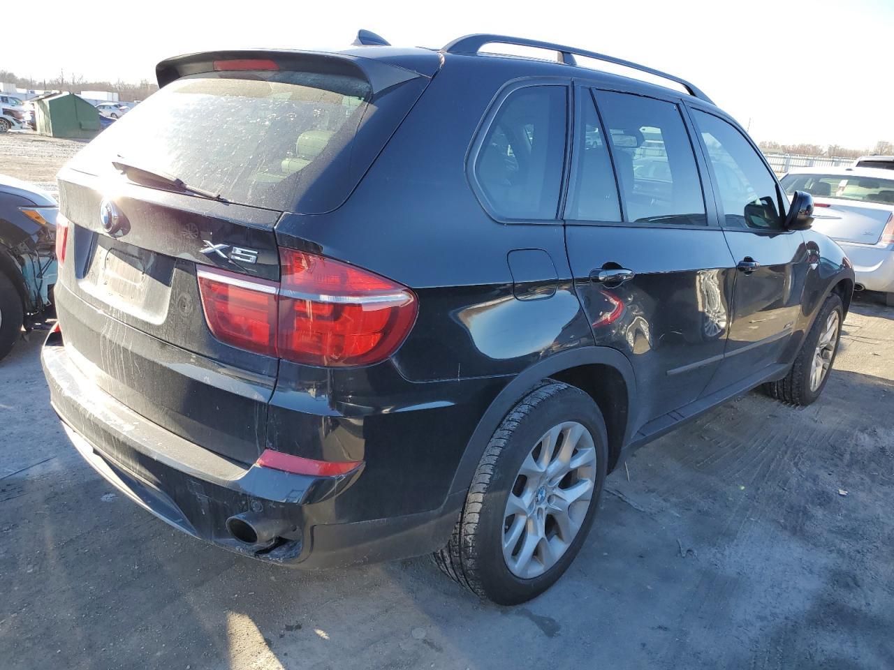2012 BMW X5 XDRIVE3 - Image 3
