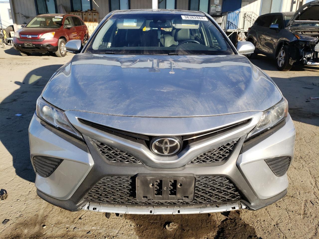 2018 TOYOTA CAMRY L - Фото 5