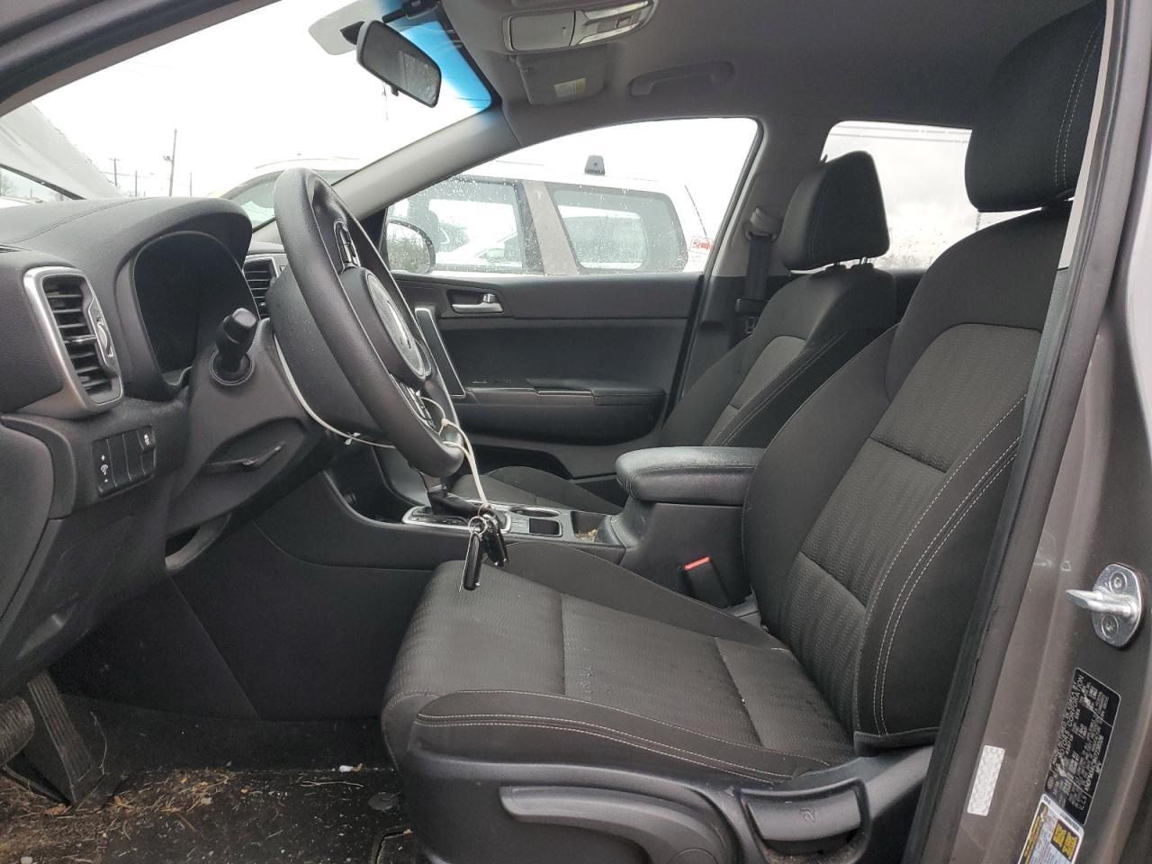 2017 KIA SPORTAGE L - Image 7
