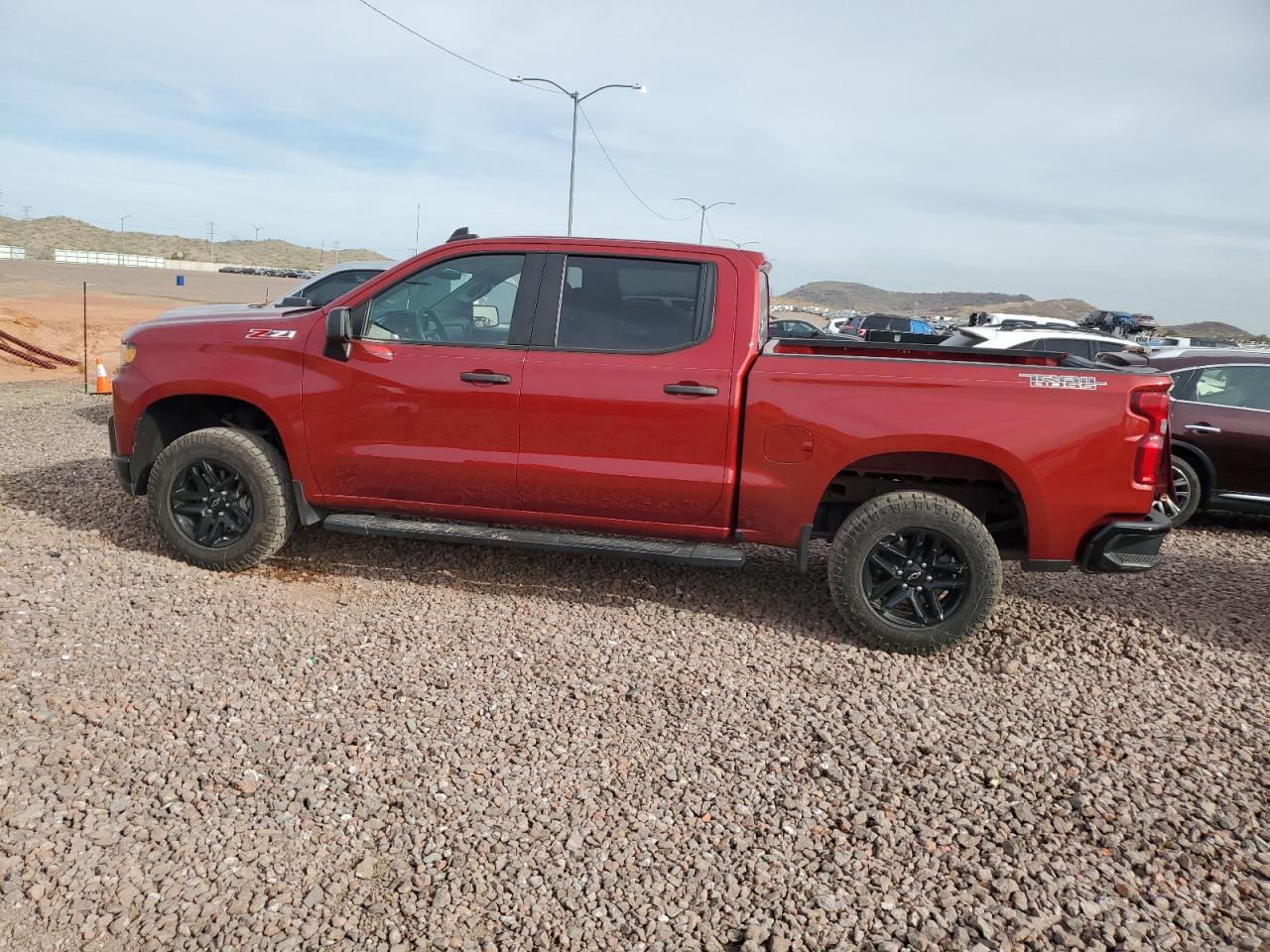 2021 CHEVROLET SILVERADO - Фото 2