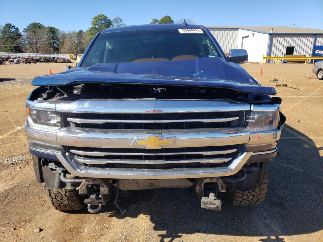 2018 CHEVROLET SILVERADO - Image 5