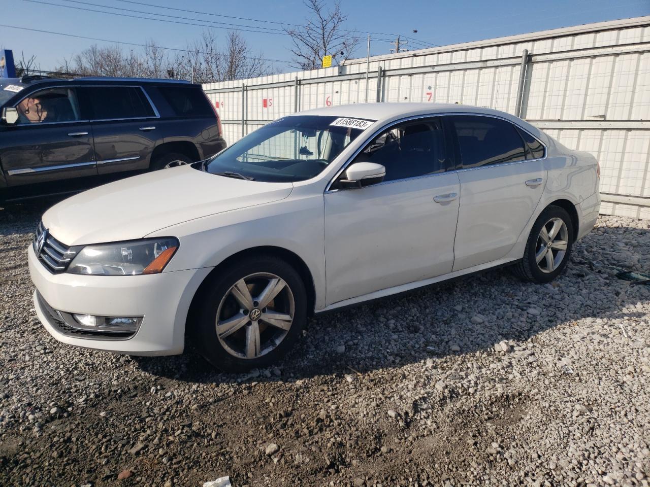 2015 VOLKSWAGEN PASSAT S