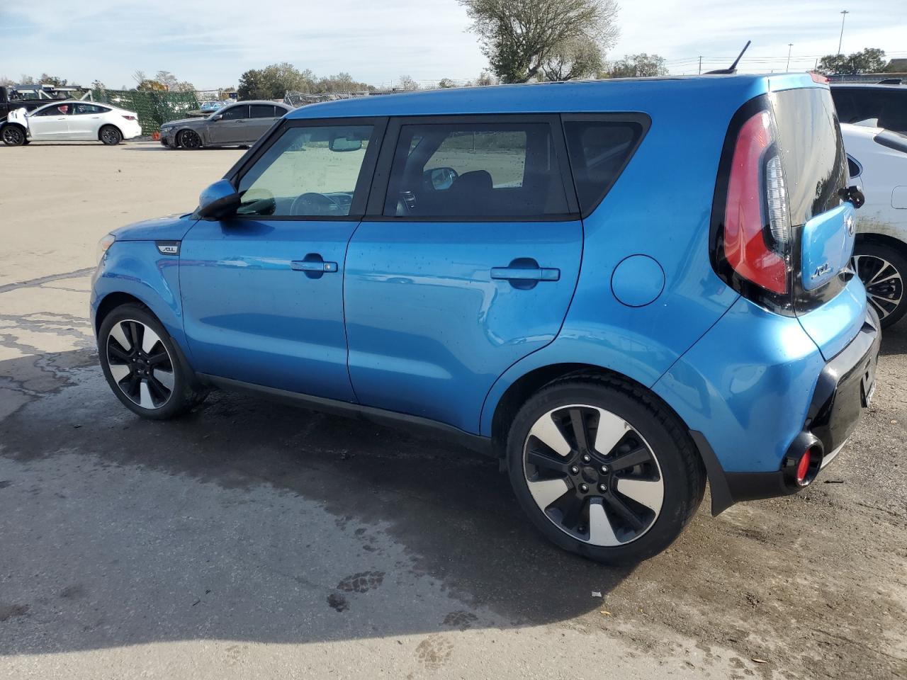2016 KIA SOUL + - Фото 2