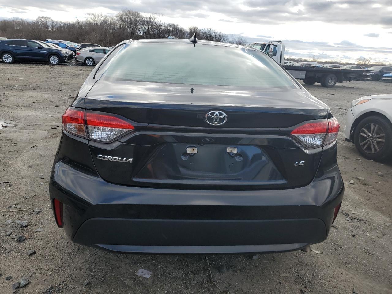 2021 TOYOTA COROLLA LE - Фото 6