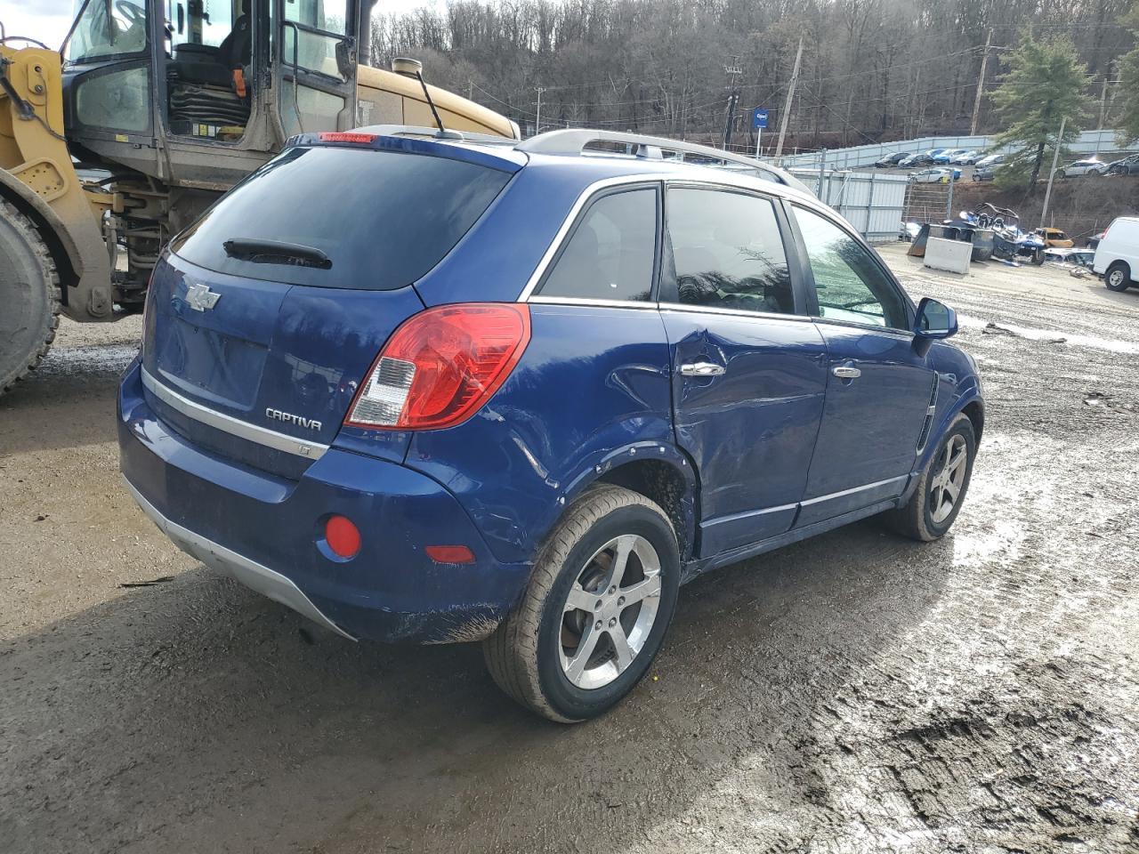 2013 CHEVROLET CAPTIVA LT - Фото 3