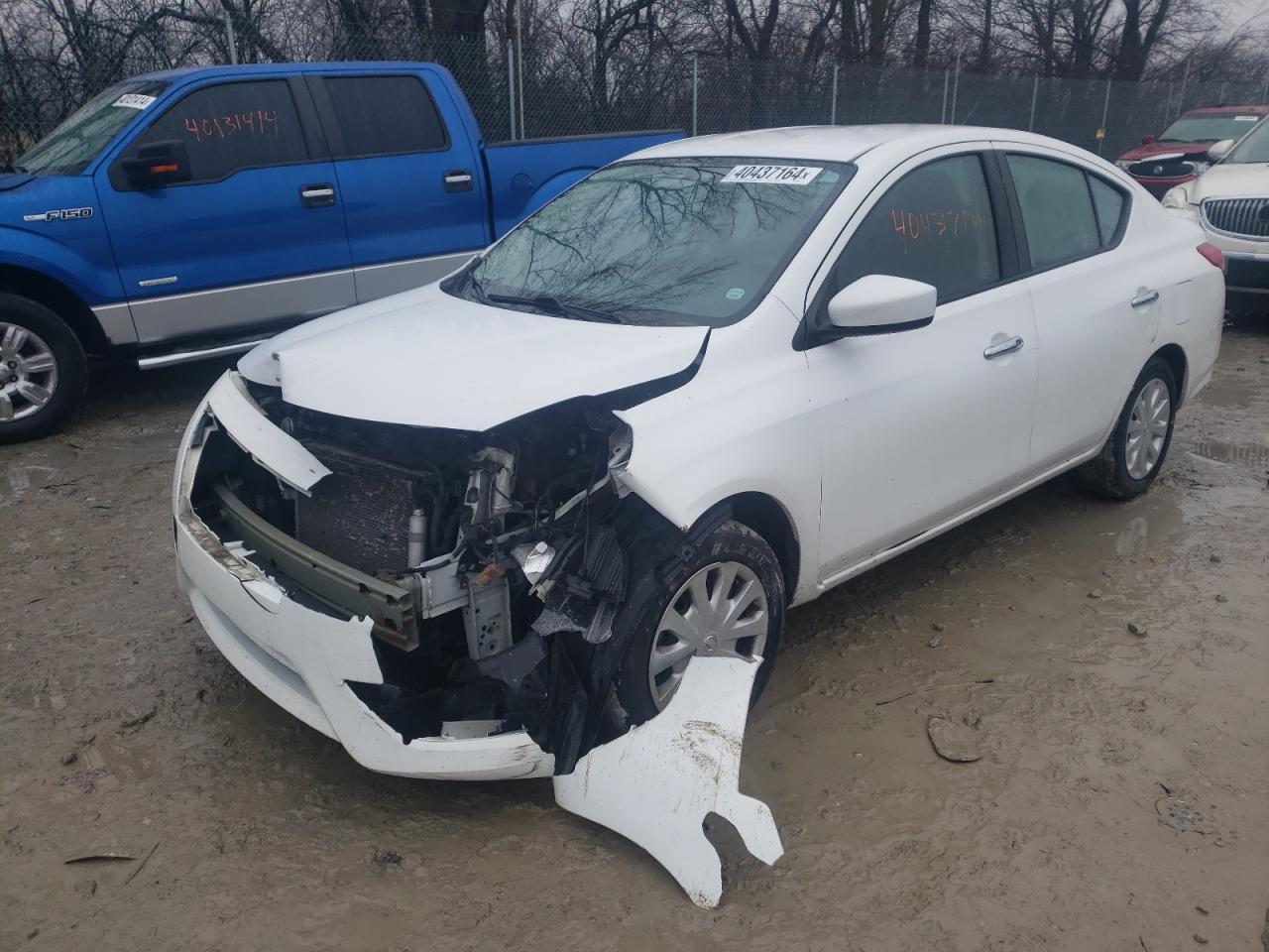 2016 NISSAN VERSA S