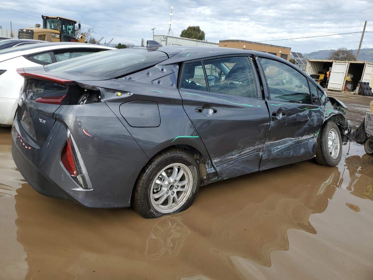 2022 TOYOTA PRIUS PRIM - Image 3