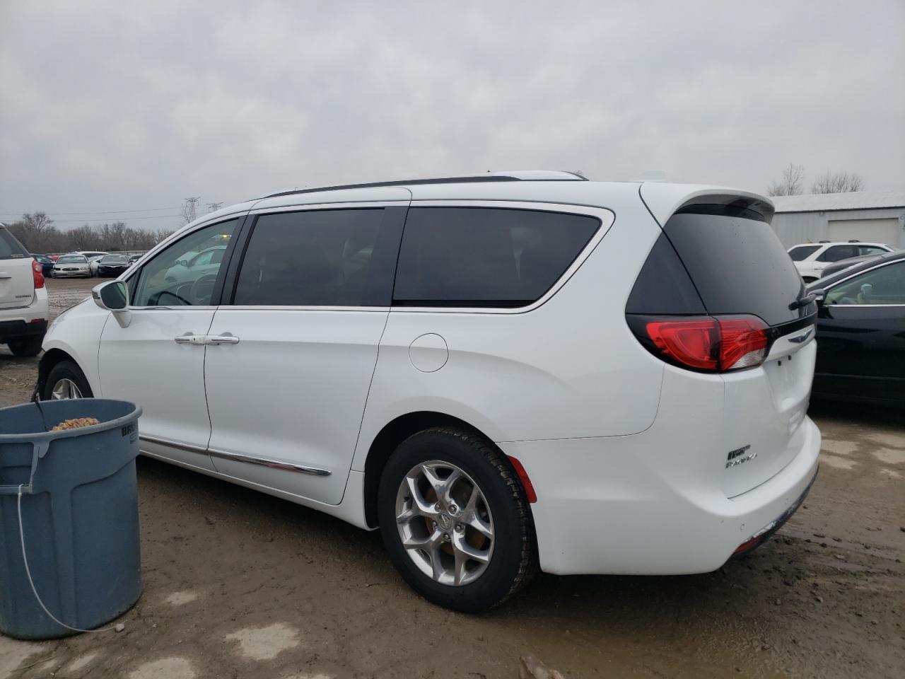 2020 CHRYSLER PACIFICA L - Image 2