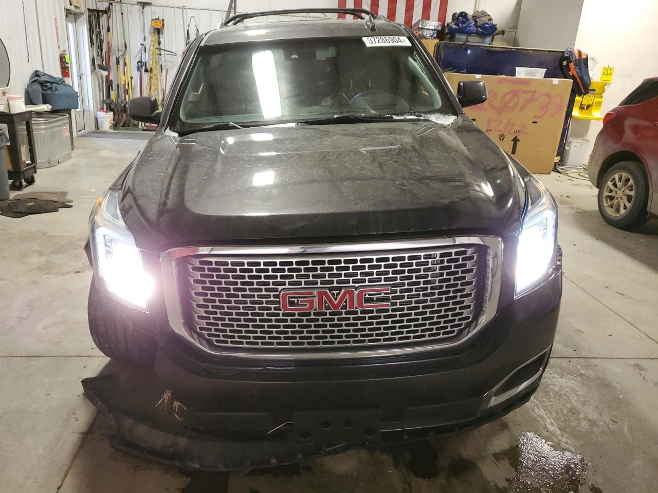 2016 GMC YUKON DENA - Фото 5