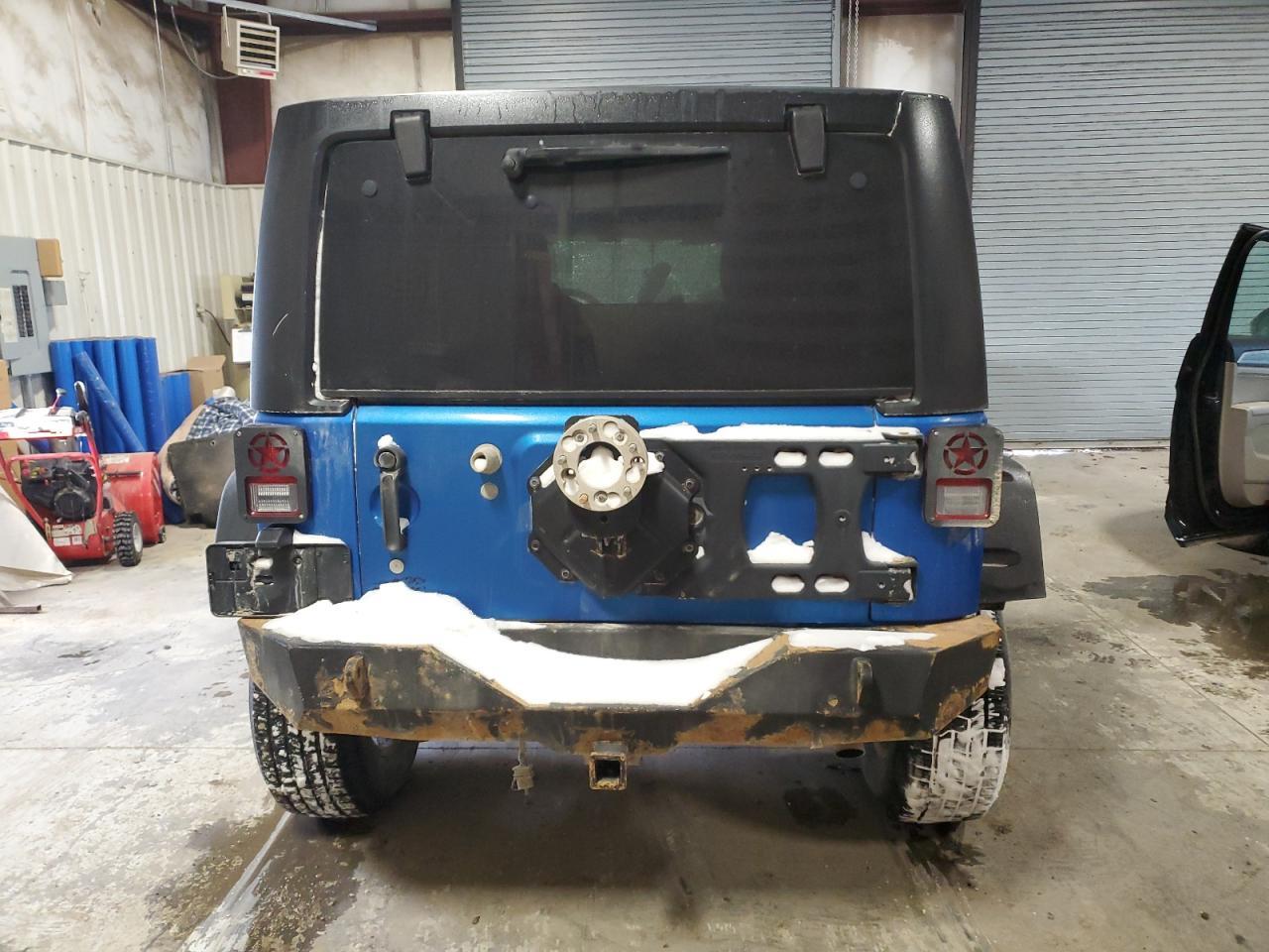 2014 JEEP WRANGLER U - Image 6