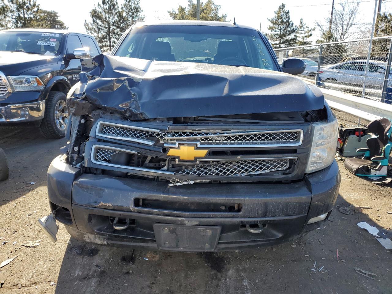 2013 CHEVROLET SILVERADO - Фото 5