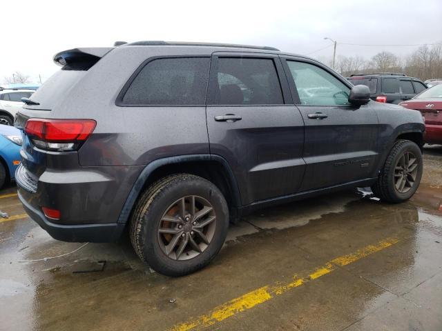 2016 Jeep Grand Cherokee Laredo - Image 3
