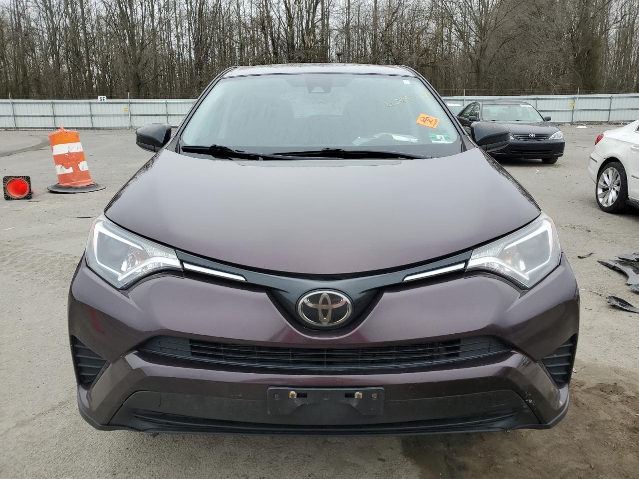 2018 TOYOTA RAV4 LE - Image 5
