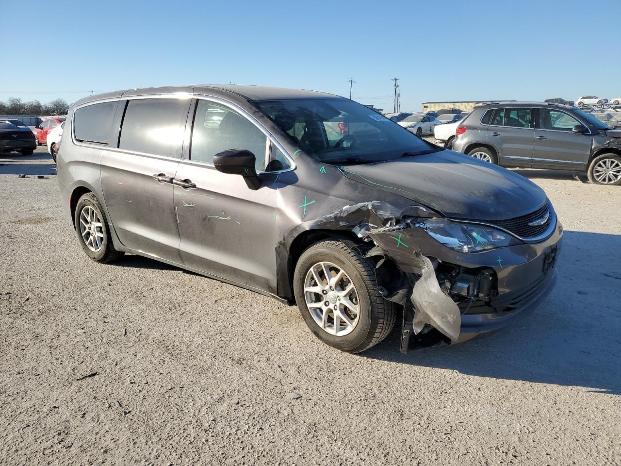 2017 CHRYSLER PACIFICA T - Image 4