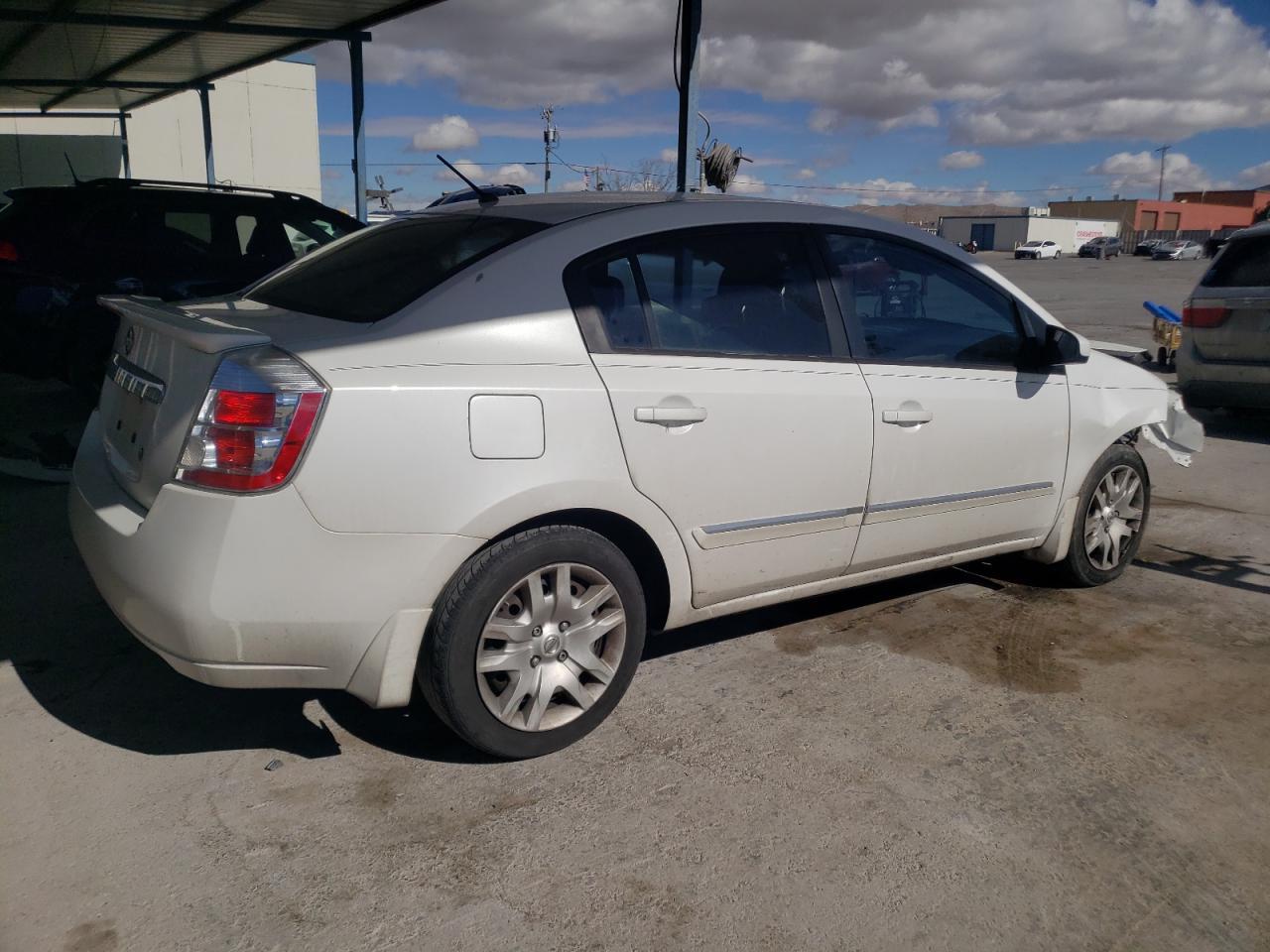 2012 NISSAN SENTRA 2.0 - Фото 3