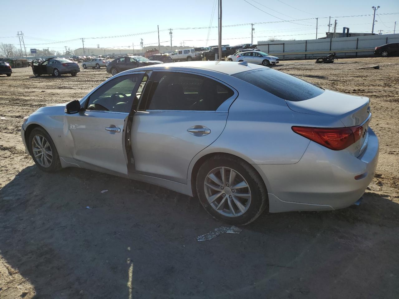 2015 INFINITI Q50 BASE - Image 2