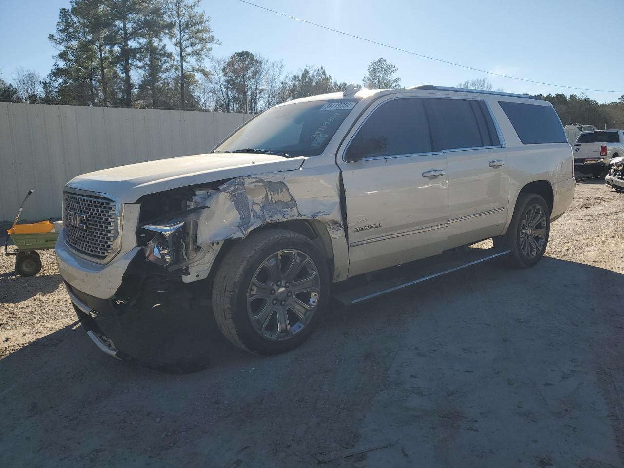 2015 GMC YUKON XL D car image