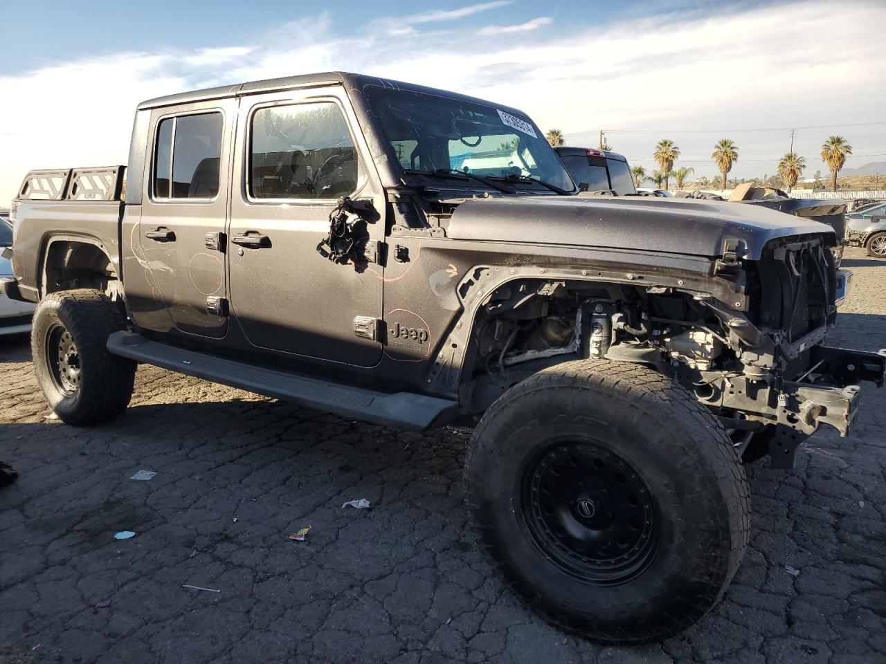 2021 JEEP GLADIATOR - Image 4