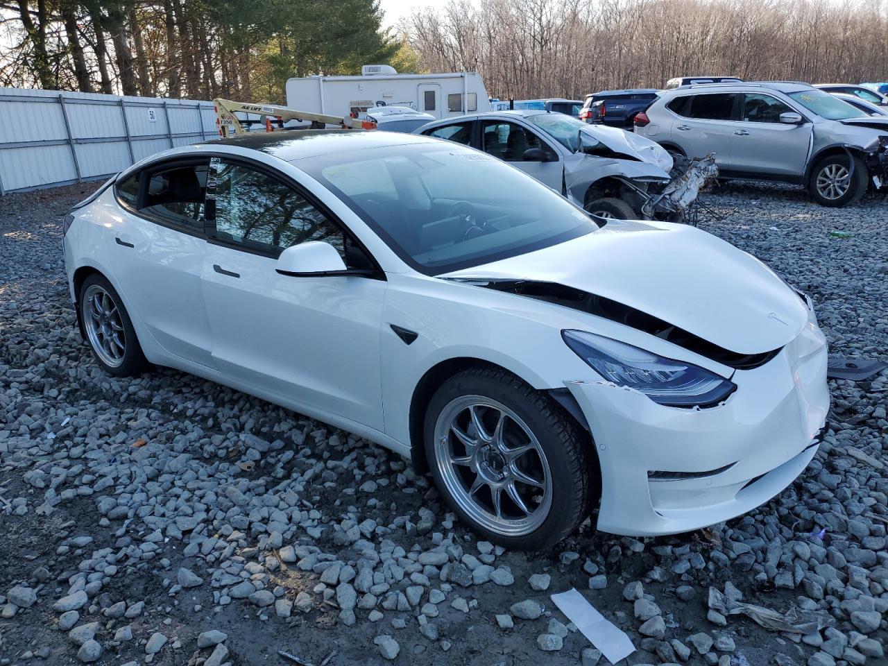2021 TESLA MODEL 3 - Image 4