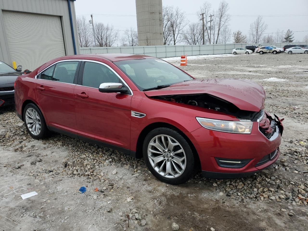 2013 FORD TAURUS LIM - Image 4