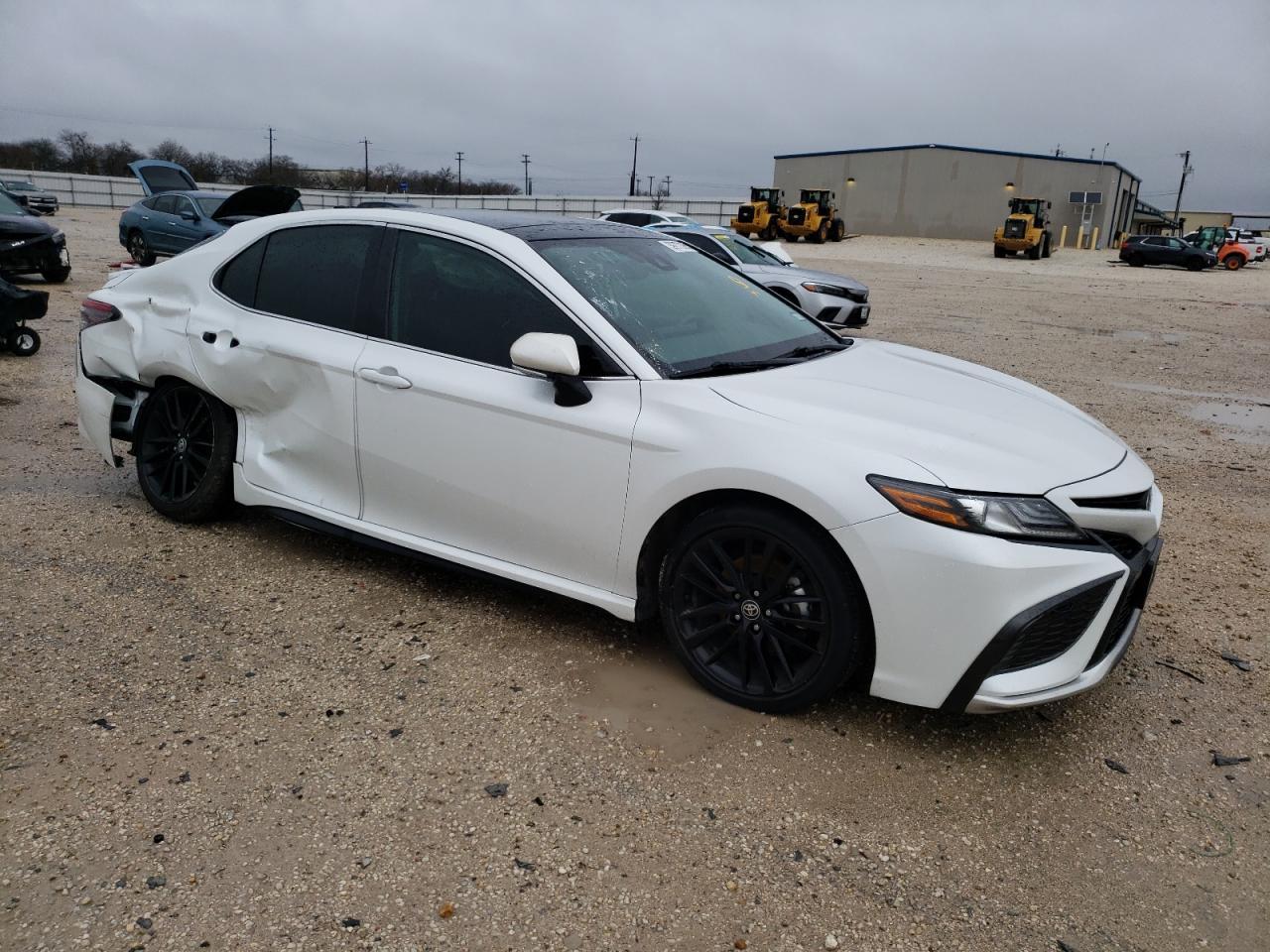 2021 TOYOTA CAMRY XSE - Фото 4