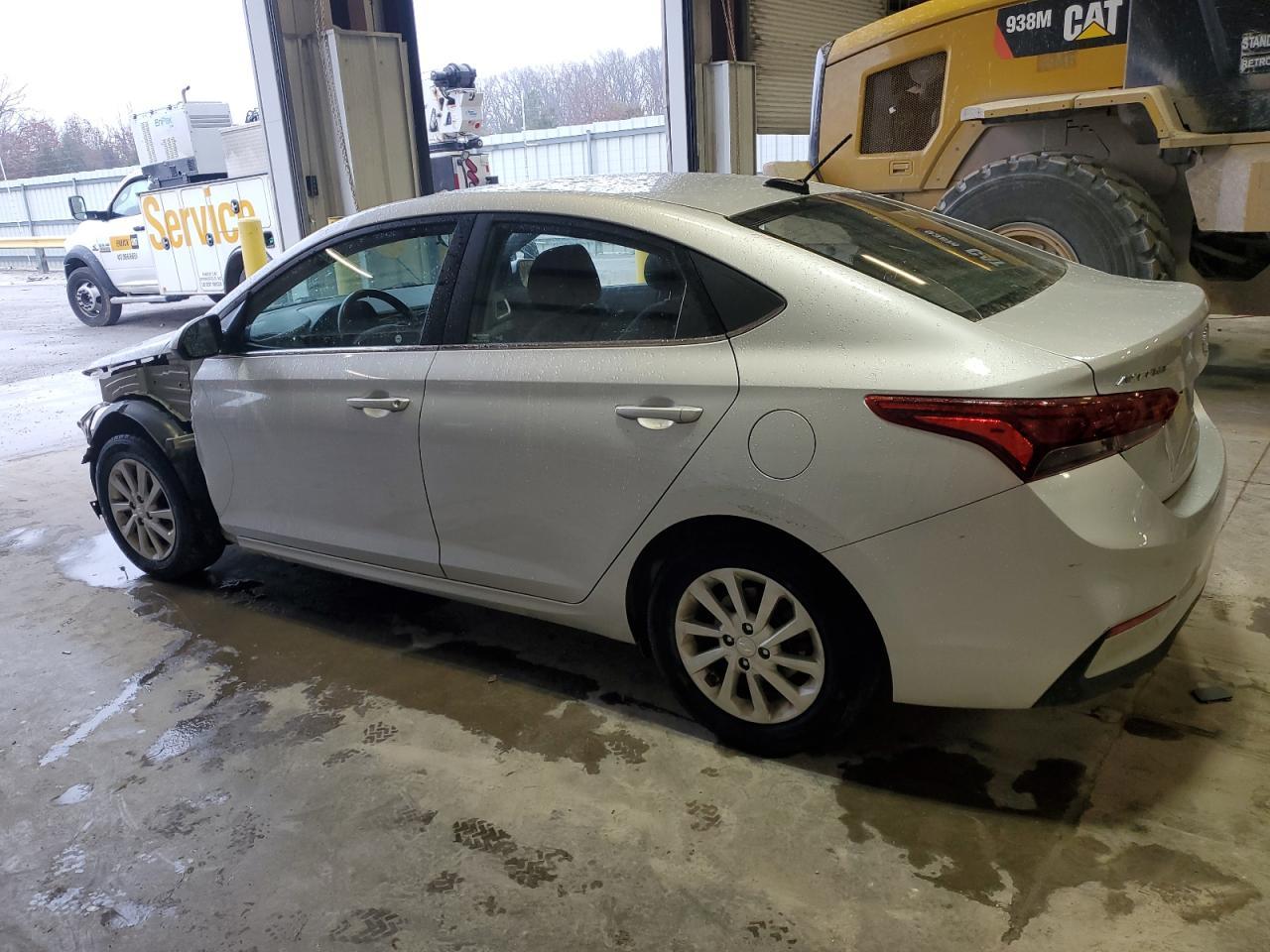 2019 HYUNDAI ACCENT SE - Image 2