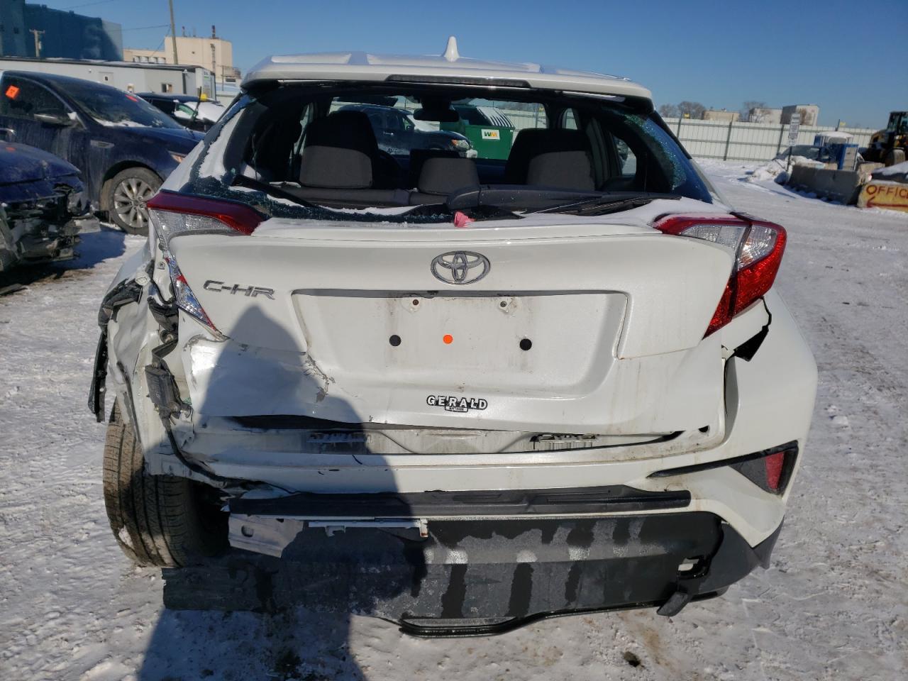 2021 TOYOTA C-HR XLE - Фото 6