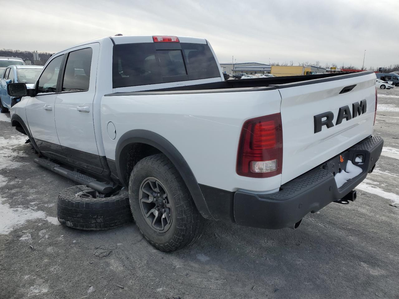2017 RAM 1500 REBEL - Фото 2