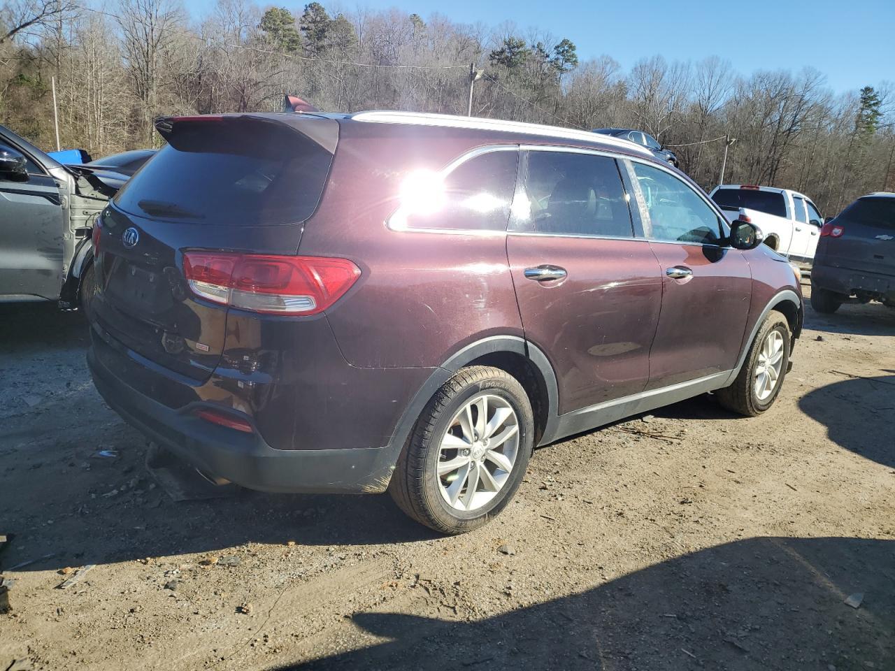 2016 KIA SORENTO LX - Image 3