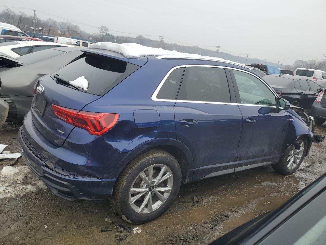 2021 AUDI Q3 PREMIUM - Фото 3