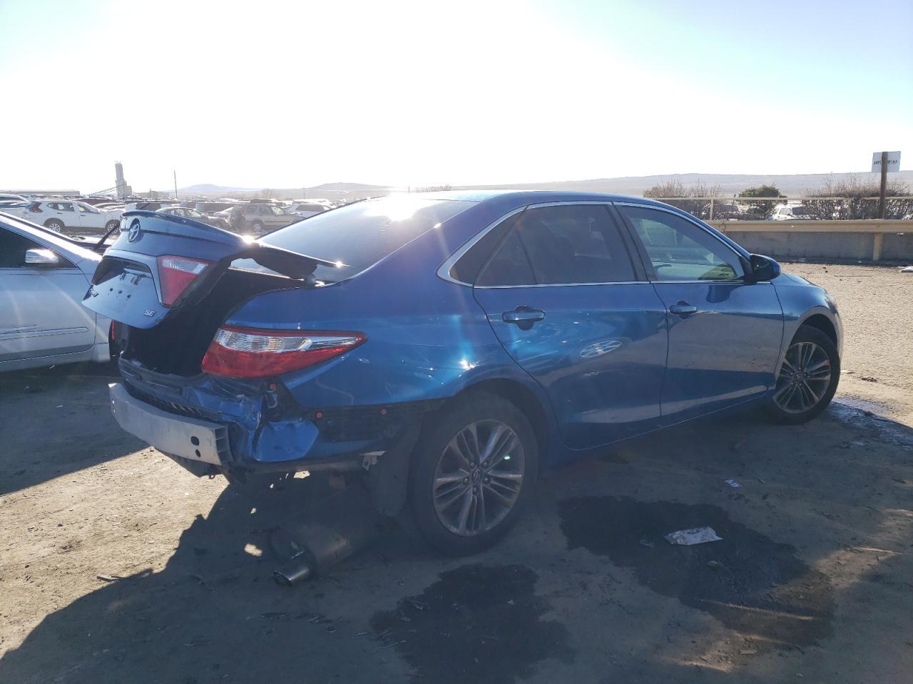 2017 TOYOTA CAMRY LE - Image 3