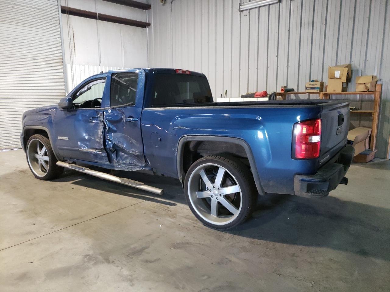 2017 GMC SIERRA K15 - Фото 2