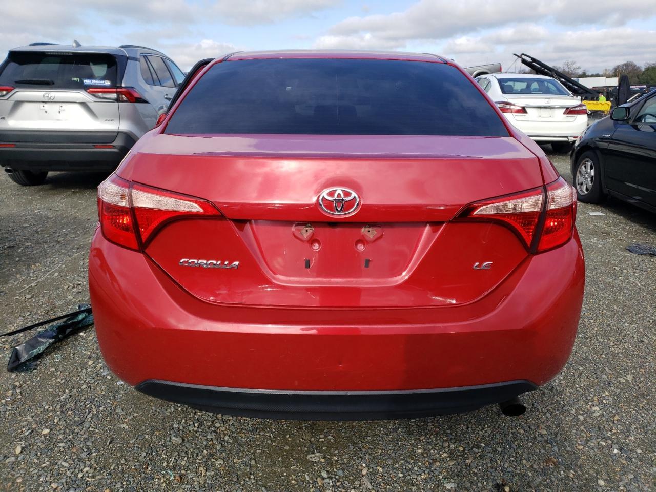 2018 TOYOTA COROLLA L - Image 6