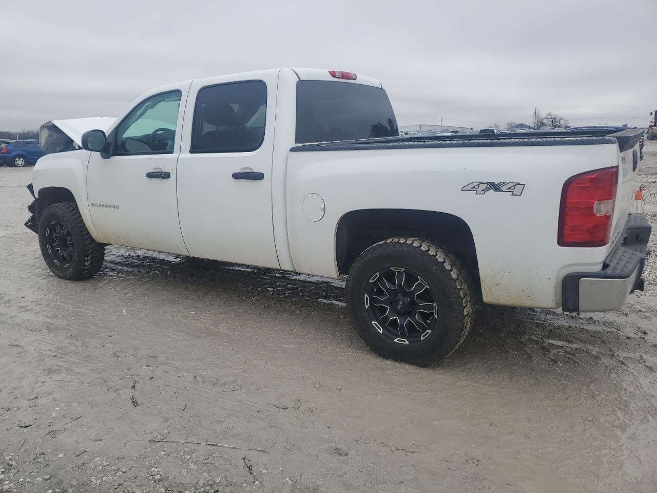 2013 CHEVROLET SILVERADO - Фото 2