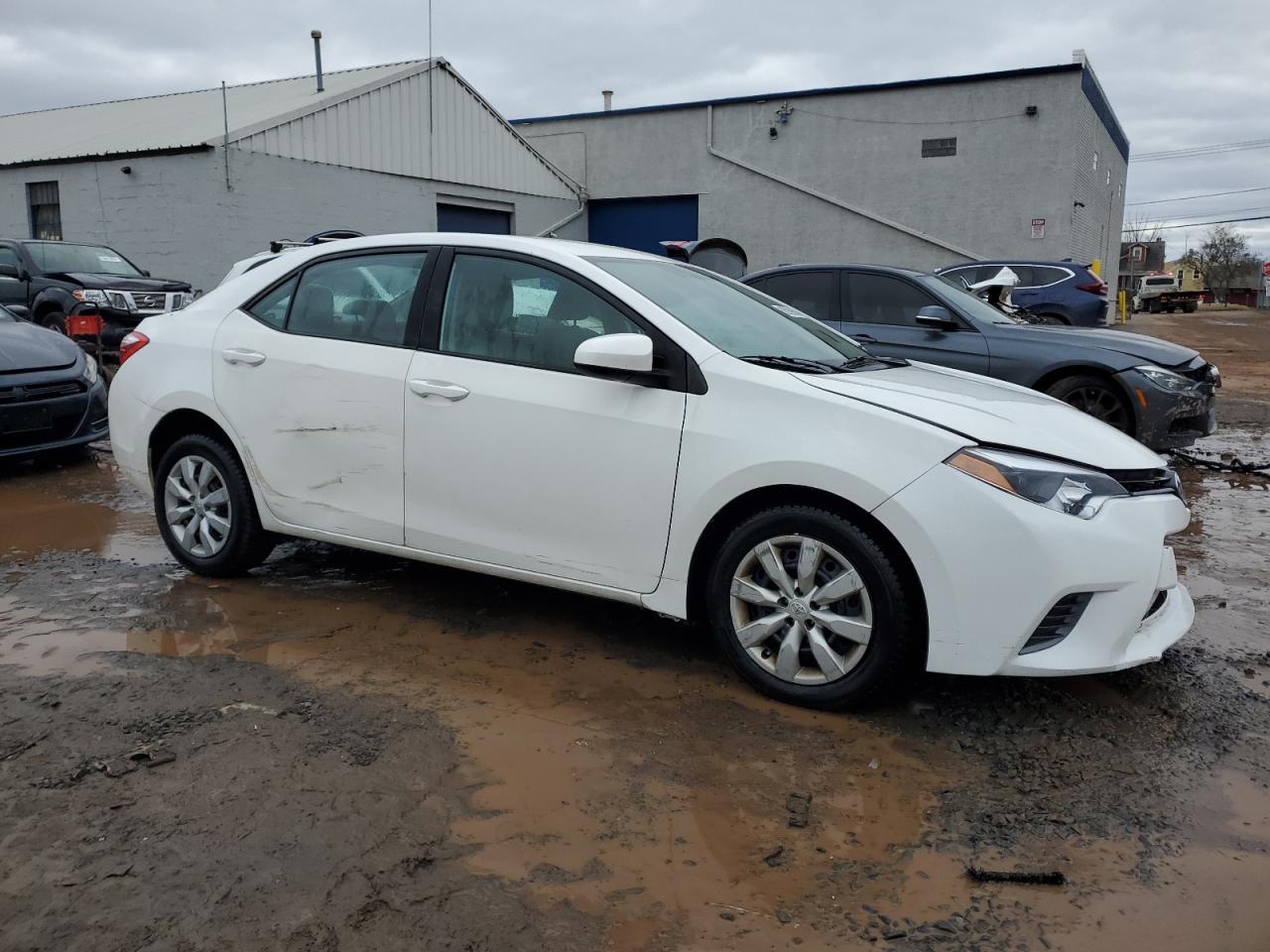 2015 TOYOTA COROLLA L - Фото 4