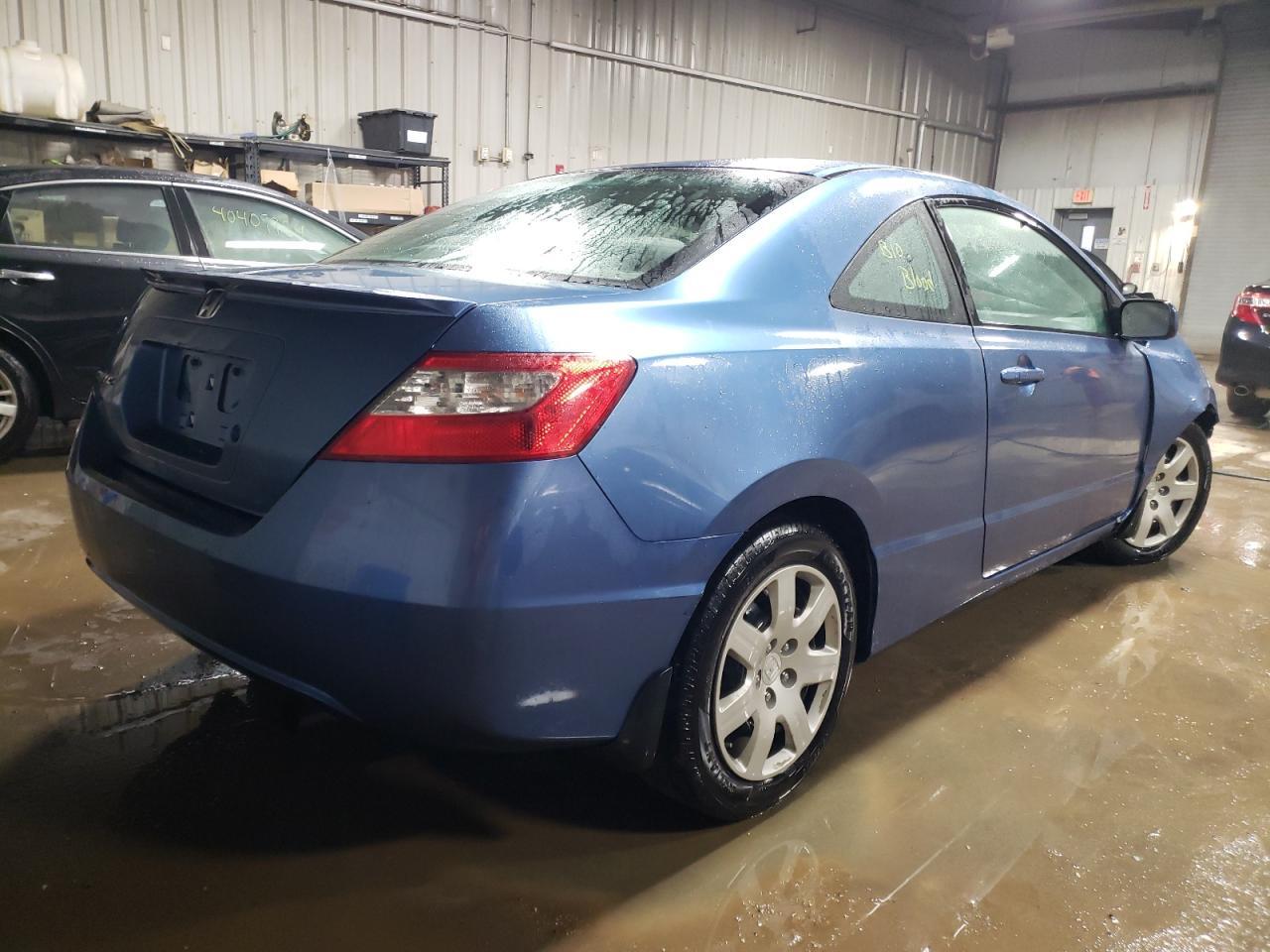 2011 HONDA CIVIC LX - Фото 3