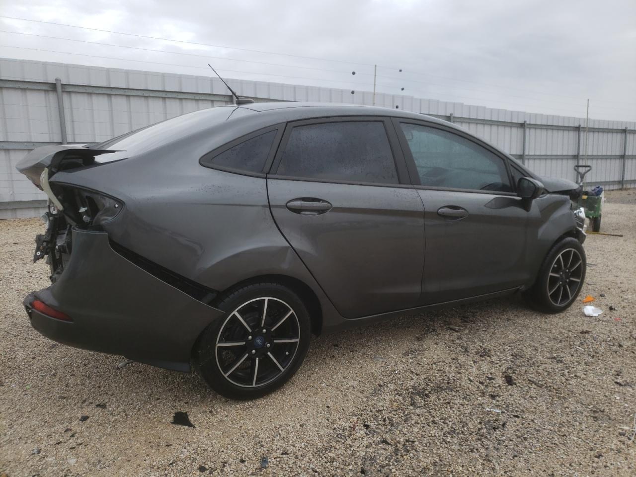 2019 FORD FIESTA SE - Image 3