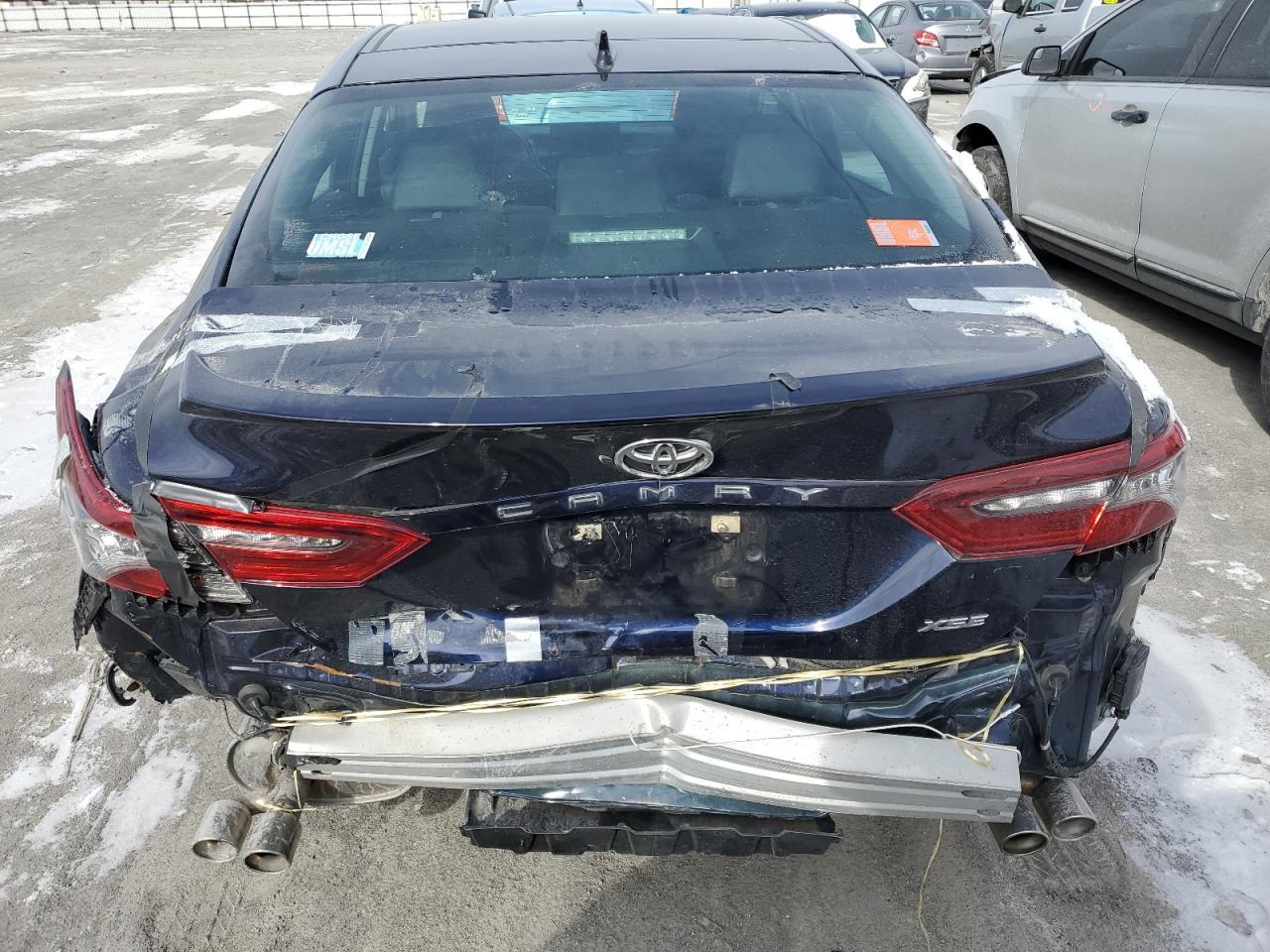 2022 TOYOTA CAMRY XSE - Image 6