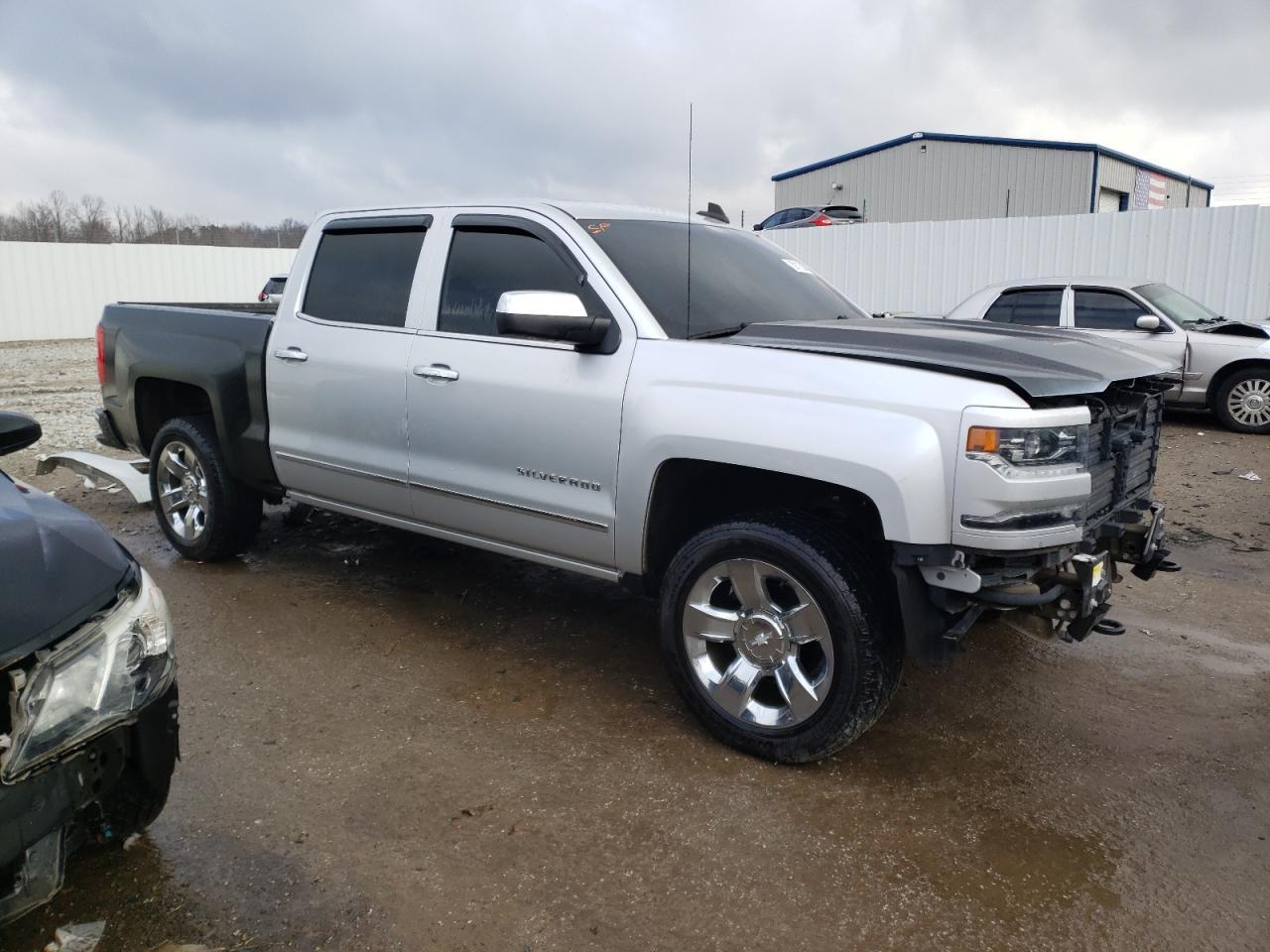 2018 CHEVROLET SILVERADO - Фото 4