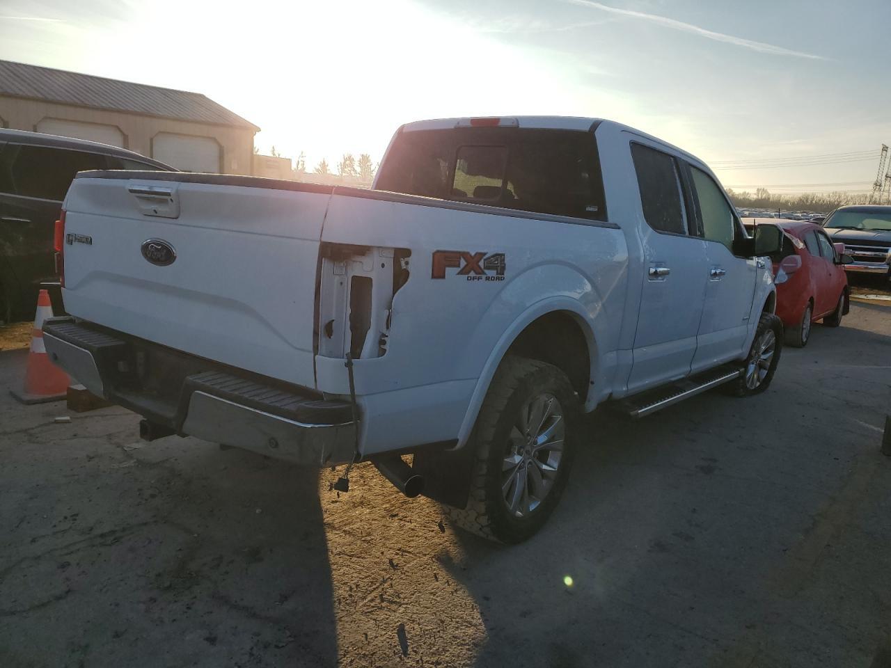 2016 FORD F150 SUPER - Фото 3