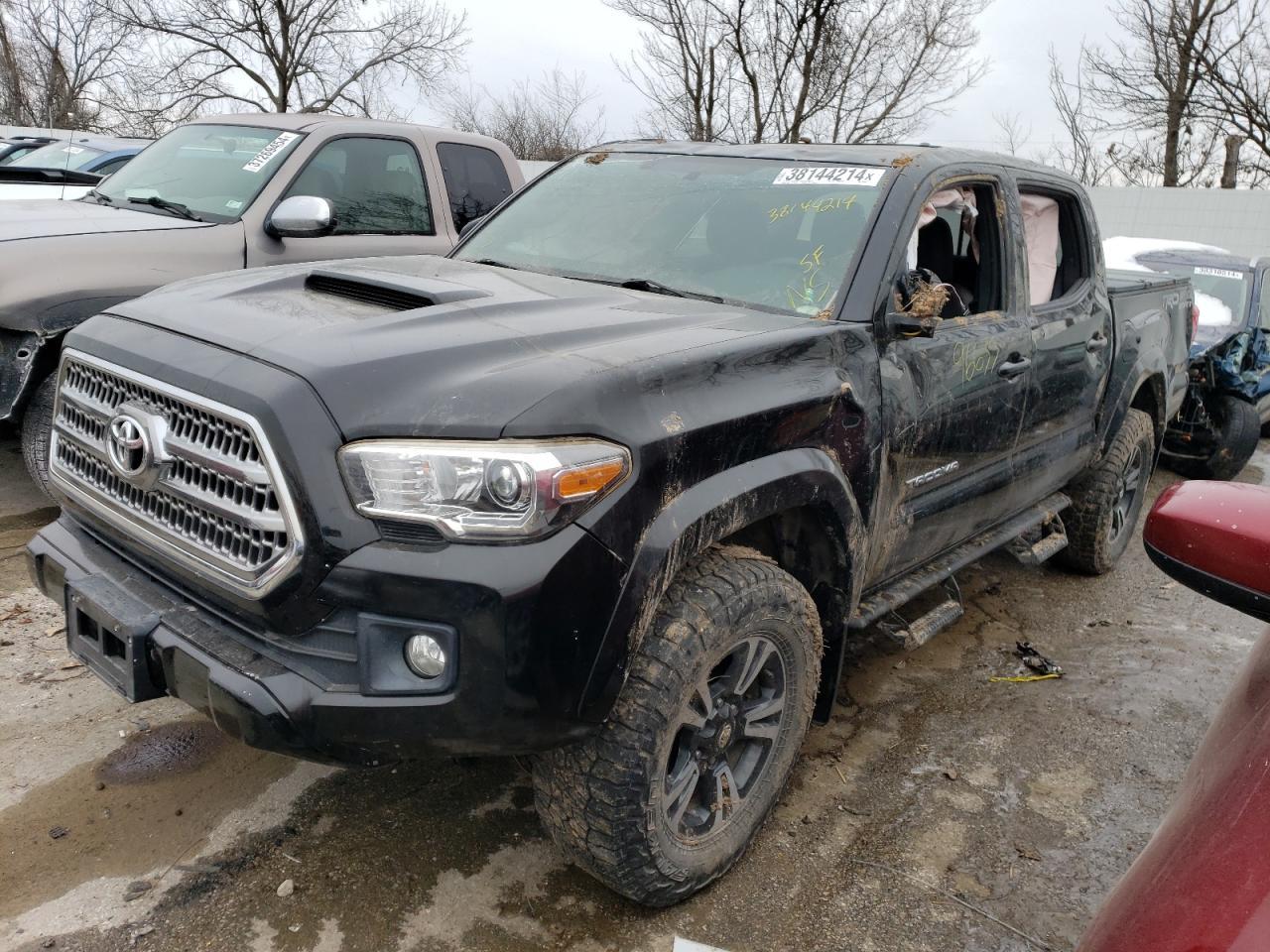 2017 TOYOTA TACOMA DOU