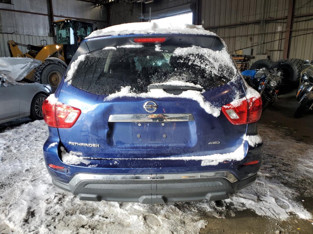 2018 NISSAN PATHFINDER - Фото 6