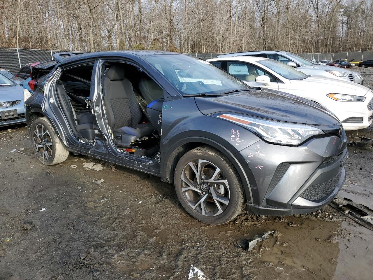 2021 TOYOTA C-HR XLE - Фото 4