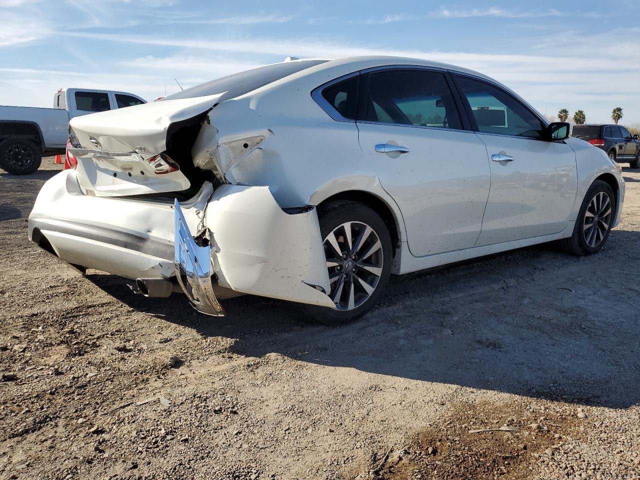 2017 NISSAN ALTIMA 2.5 - Image 3