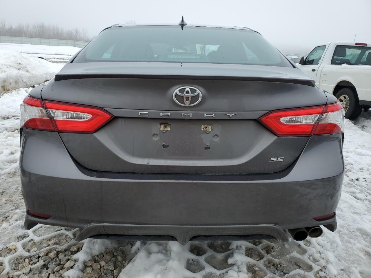 2020 TOYOTA CAMRY SE - Image 6