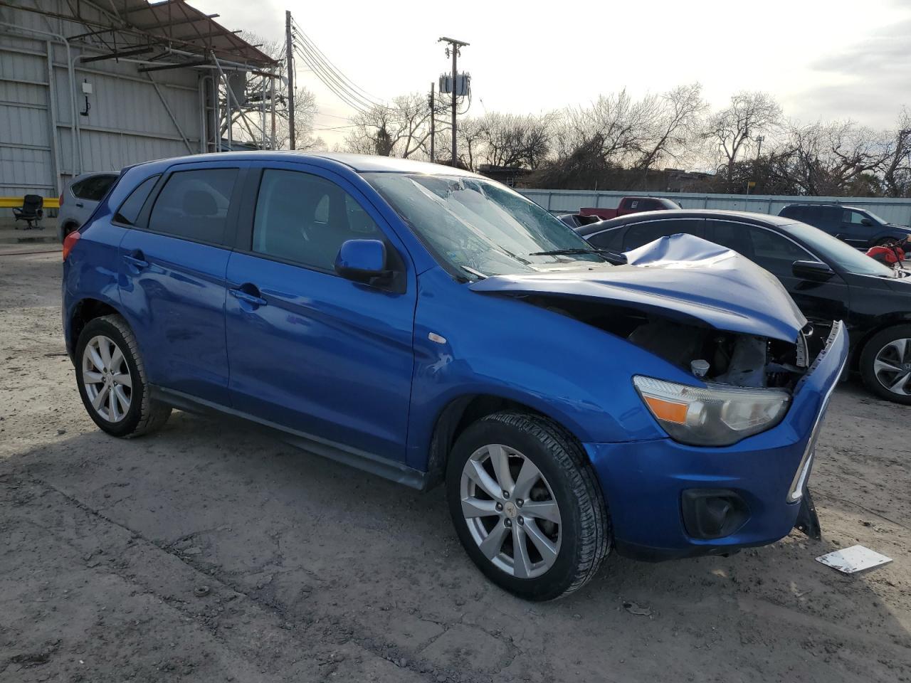 2015 MITSUBISHI OUTLANDER - Фото 4
