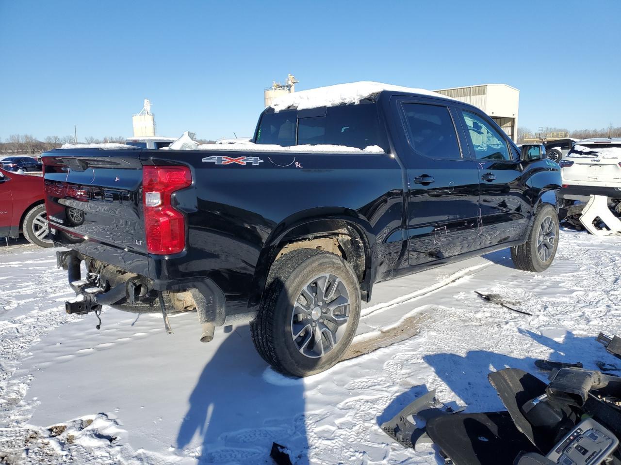 2021 CHEVROLET SILVERADO - Фото 3
