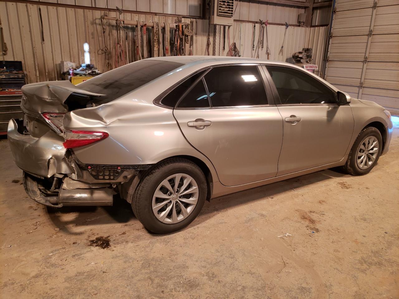 2017 TOYOTA CAMRY LE - Image 3