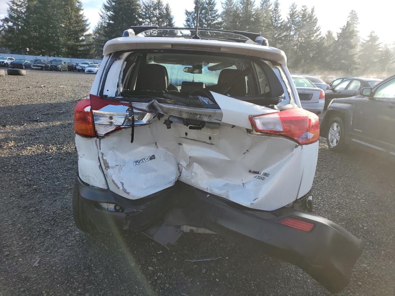 2015 TOYOTA RAV4 LIMIT - Фото 6